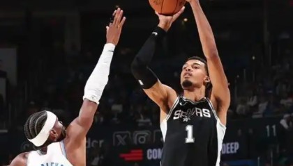 雷霆VS马刺前瞻：西部第一PK西部第二，马刺横扫？雷霆避免被四杀