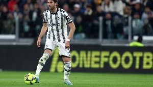 开云网页版-洛卡特利：感谢莫塔但现在已经是新篇章了，图多尔为球队带来活力