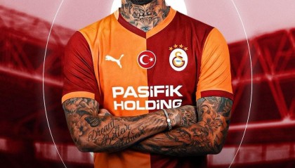 开云入口-HWG！罗马诺：那不勒斯前锋诺阿-朗租借加盟加拉塔萨雷